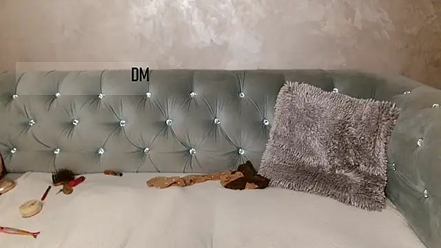 Snapshot of xoCaroxQueenxo chatting on March 8, 2025, 12:00 am xoCaroxQueenxo online show from March 8, 2025, 12:00 am