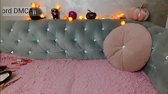 Snapshot of xoCaroxQueenxo chatting on October 22, 2025, 11:15 pm xoCaroxQueenxo online show from October 22, 2025, 11:15 pm