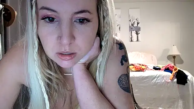 Snapshot of kaliii_jones chatting on February 5, 2026, 2:27 am kaliii jones online show from February 5, 2026, 2:27 am