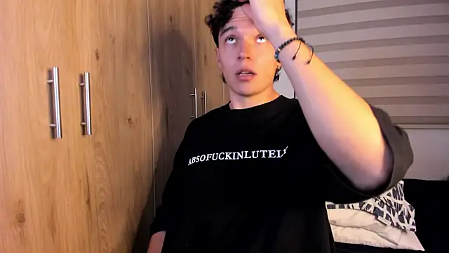 Mastrangelo xxx online show from November 9, 2025, 12:42 am