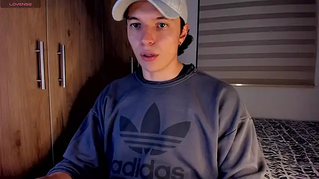 Mastrangelo xxx online show from March 17, 2026, 3:55 am