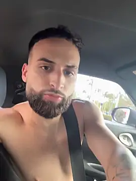 Bicho13132 online show from April 20, 2026, 7:48 pm