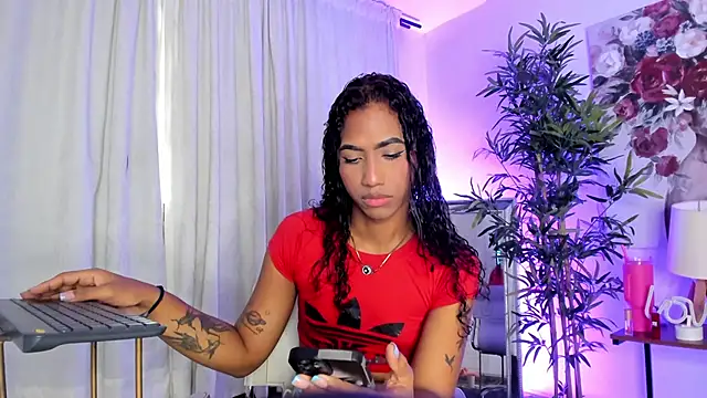Snapshot of Alissemasiel chatting on June 9, 2026, 9:59 pm Alissemasiel online show from June 9, 2026, 9:59 pm