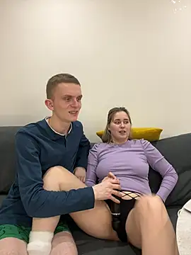 Snapshot of alisanikita chatting on February 28, 2025, 5:37 pm alisanikita online show from February 28, 2025, 5:37 pm