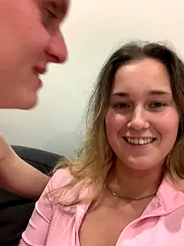 Snapshot of alisanikita chatting on September 12, 2025, 7:36 pm alisanikita online show from September 12, 2025, 7:36 pm