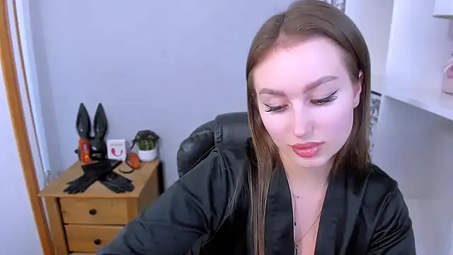 DonnaCam online show from February 9, 2026, 9:30 pm