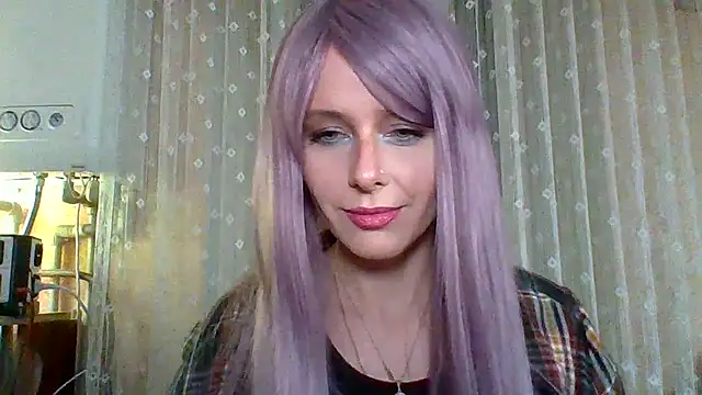 Snapshot of LuminousLady chatting on February 16, 2025, 7:27 pm LuminousLady online show from February 16, 2025, 7:27 pm