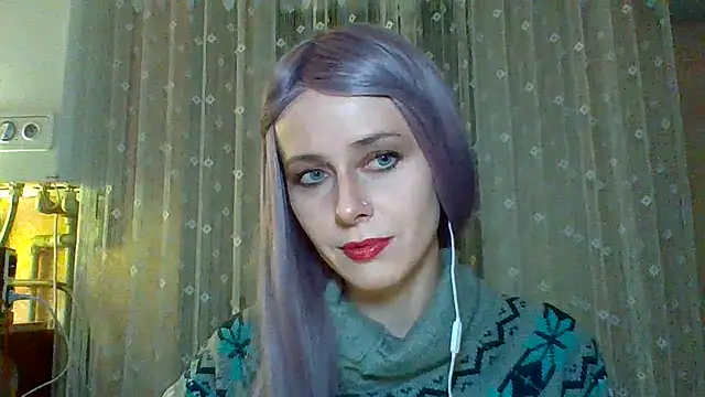 Snapshot of LuminousLady chatting on February 25, 2025, 7:03 pm LuminousLady online show from February 25, 2025, 7:03 pm