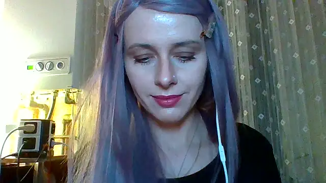 Snapshot of LuminousLady chatting on February 26, 2025, 10:42 pm LuminousLady online show from February 26, 2025, 10:42 pm