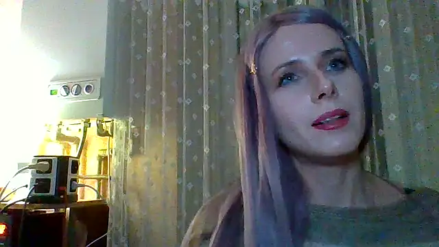 Snapshot of LuminousLady chatting on March 2, 2025, 10:59 pm LuminousLady online show from March 2, 2025, 10:59 pm