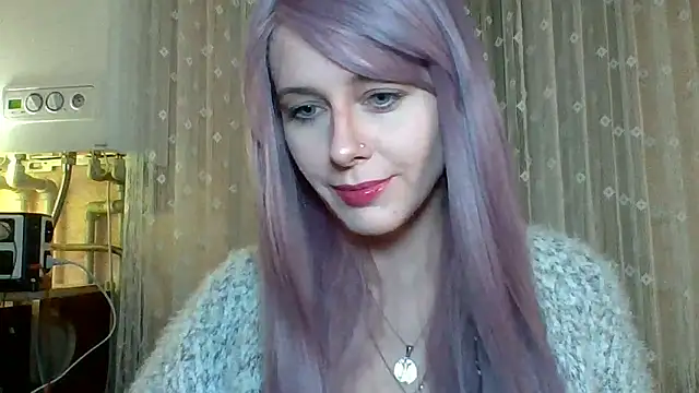 Snapshot of LuminousLady chatting on March 14, 2025, 6:29 pm LuminousLady online show from March 14, 2025, 6:29 pm