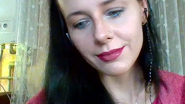 Snapshot of LuminousLady chatting on March 17, 2025, 9:13 pm LuminousLady online show from March 17, 2025, 9:13 pm