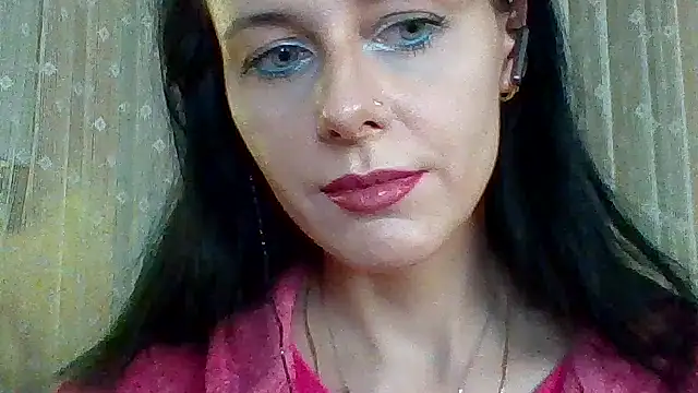 Snapshot of LuminousLady chatting on March 18, 2025, 12:16 am LuminousLady online show from March 18, 2025, 12:16 am