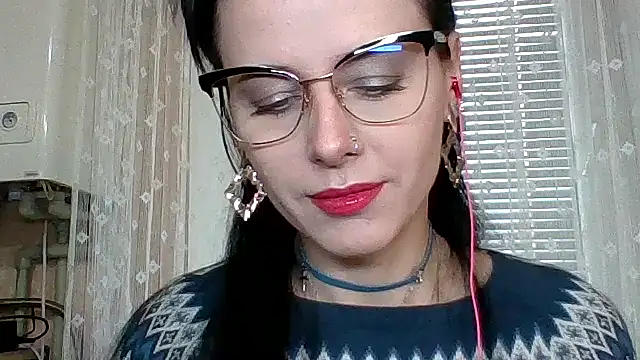 Snapshot of LuminousLady chatting on November 8, 2025, 10:48 am LuminousLady online show from November 8, 2025, 10:48 am