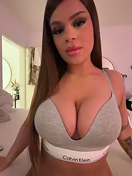 Snapshot of mrsbellanova chatting on June 4, 2026, 8:48 pm mrsbellanova online show from June 4, 2026, 8:48 pm