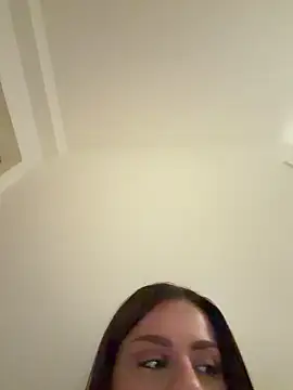 Snapshot of mrsbellanova chatting on June 29, 2026, 11:27 pm mrsbellanova online show from June 29, 2026, 11:27 pm
