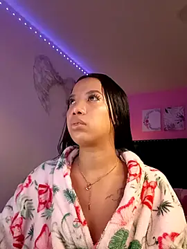 Snapshot of SallyWhitee chatting on February 10, 2026, 4:16 am SallyWhitee online show from February 10, 2026, 4:16 am