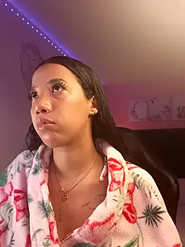 Snapshot of SallyWhitee chatting on February 11, 2026, 4:06 am SallyWhitee online show from February 11, 2026, 4:06 am