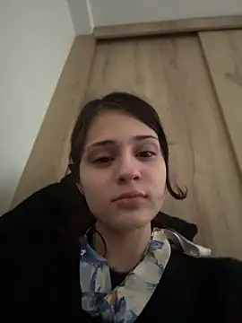 Snapshot of AngelRuby chatting on April 19, 2026, 5:34 pm AngelRuby online show from April 19, 2026, 5:34 pm
