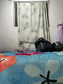 sharonlopez9611 online show from July 13, 2026, 3:09 am
