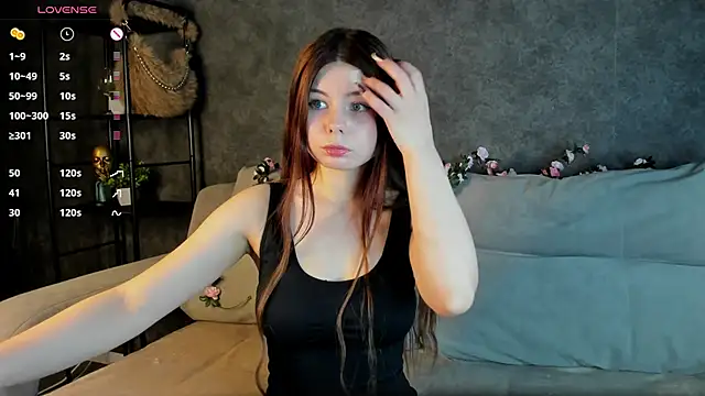 Snapshot of Amely_Li1 chatting on November 10, 2025, 9:30 am Amely Li1 online show from November 10, 2025, 9:30 am