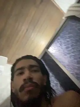 Mineirinho043 online show from June 16, 2026, 1:03 pm
