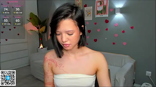 RikoAsada online show from February 15, 2026, 6:43 am