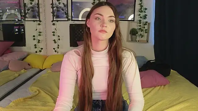 Snapshot of Kira_Jin chatting on February 19, 2025, 9:06 am Kira Jin online show from February 19, 2025, 9:06 am