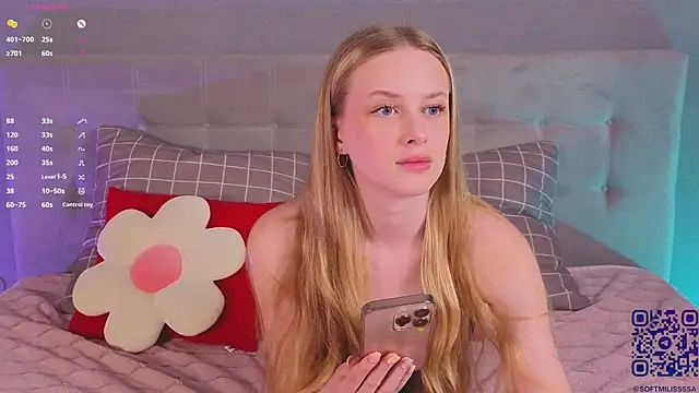 Snapshot of soft_babe chatting on May 20, 2026, 8:15 pm soft babe online show from May 20, 2026, 8:15 pm