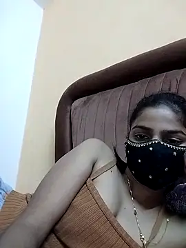 fuungirl38 online show from May 4, 2026, 3:19 pm