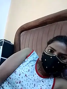 fuungirl38 online show from May 12, 2026, 8:22 am