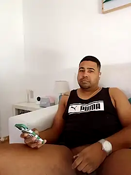 xhoco14 online show from March 6, 2025, 2:08 pm