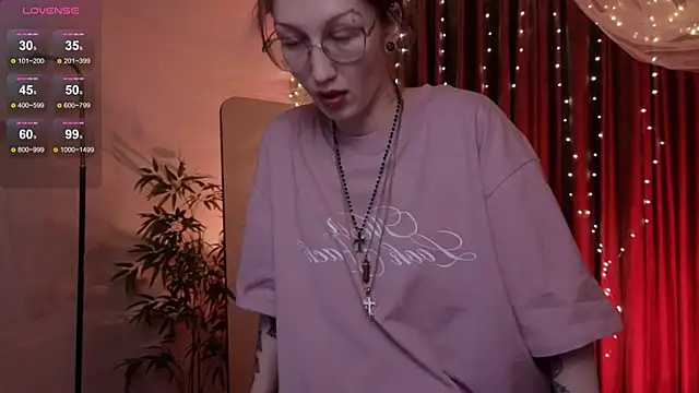 lissaros online show from December 15, 2025, 5:12 am