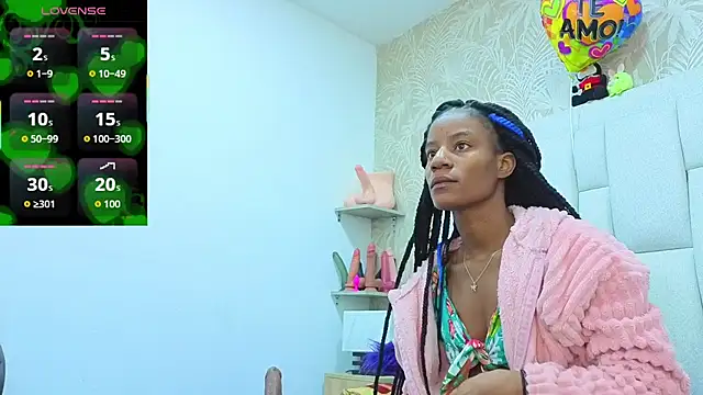 Snapshot of dafnnelewis chatting on June 25, 2026, 11:15 am dafnnelewis online show from June 25, 2026, 11:15 am