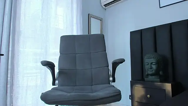 ISAAC CRYSTON online show from March 14, 2025, 7:34 pm