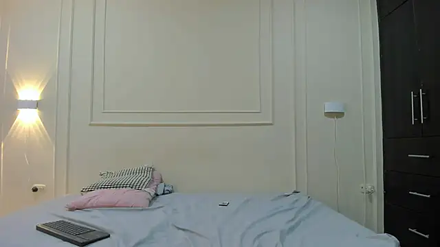 ANDRES STUD online show from June 13, 2026, 3:59 am