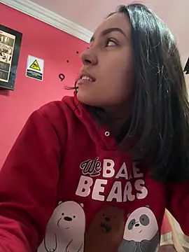 Snapshot of julieta_fn chatting on July 20, 2026, 1:13 pm julieta fn online show from July 20, 2026, 1:13 pm