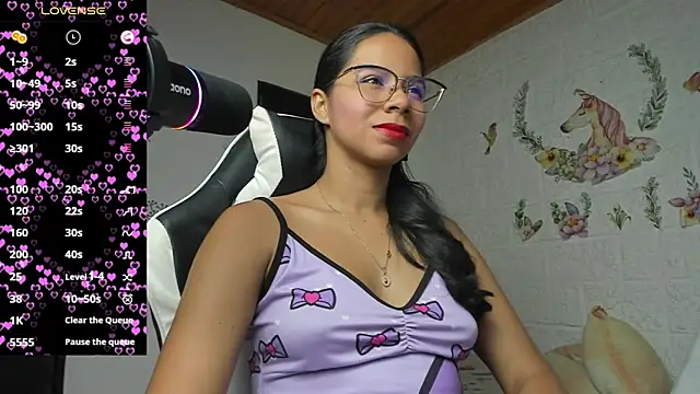 Snapshot of alisson_hoffman05 chatting on August 1, 2026, 3:22 pm alisson hoffman05 online show from August 1, 2026, 3:22 pm