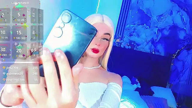 Snapshot of Irina_milkmaid chatting on March 13, 2025, 2:27 am Irina milkmaid online show from March 13, 2025, 2:27 am