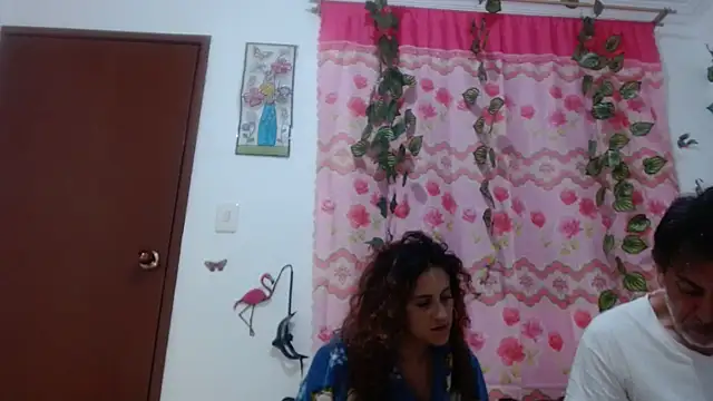 Snapshot of jeans_and_emma chatting on March 10, 2025, 1:34 am jeans and emma online show from March 10, 2025, 1:34 am