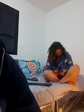 Snapshot of jeans_and_emma chatting on September 23, 2025, 12:24 am jeans and emma online show from September 23, 2025, 12:24 am