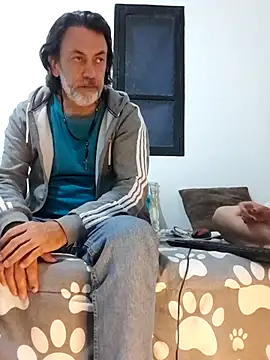 Snapshot of jeans_and_emma chatting on September 25, 2025, 11:41 pm jeans and emma online show from September 25, 2025, 11:41 pm