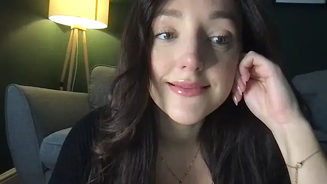 Snapshot of laceyjames24 chatting on November 26, 2025, 9:43 am laceyjames24 online show from November 26, 2025, 9:43 am