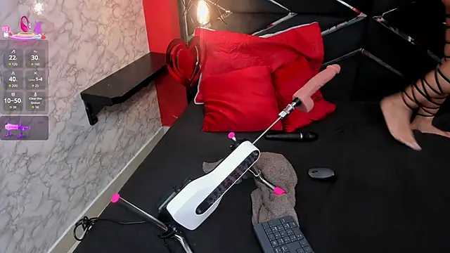 Snapshot of IVISBOUNCYASS chatting on September 13, 2025, 12:49 pm IVISBOUNCYASS online show from September 13, 2025, 12:49 pm