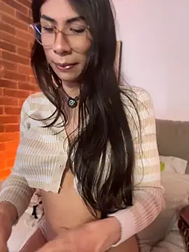Snapshot of Amby_ambar chatting on May 25, 2026, 1:22 am Amby ambar online show from May 25, 2026, 1:22 am