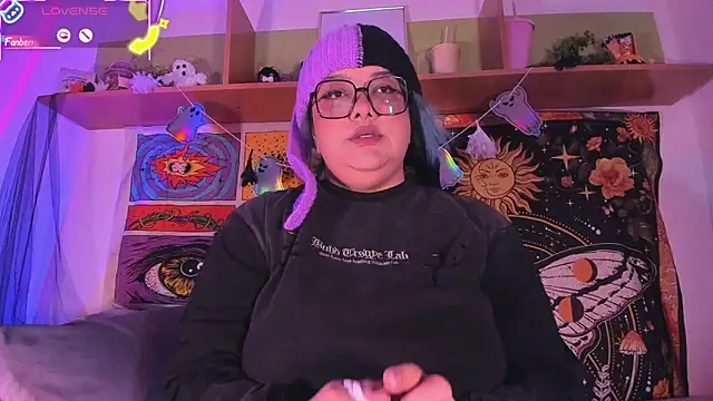 Banana squirt online show from October 30, 2025, 10:10 pm