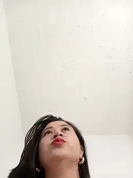 Snapshot of Sexy_Tifany chatting on February 4, 2025, 9:20 pm Sexy Tifany online show from February 4, 2025, 9:20 pm