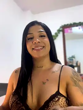 tinalove7 online show from November 12, 2025, 10:20 pm