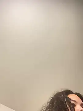 tastylolaaa online show from February 10, 2025, 5:58 am