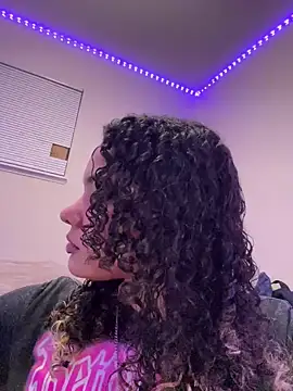 tastylolaaa online show from March 6, 2025, 3:13 am